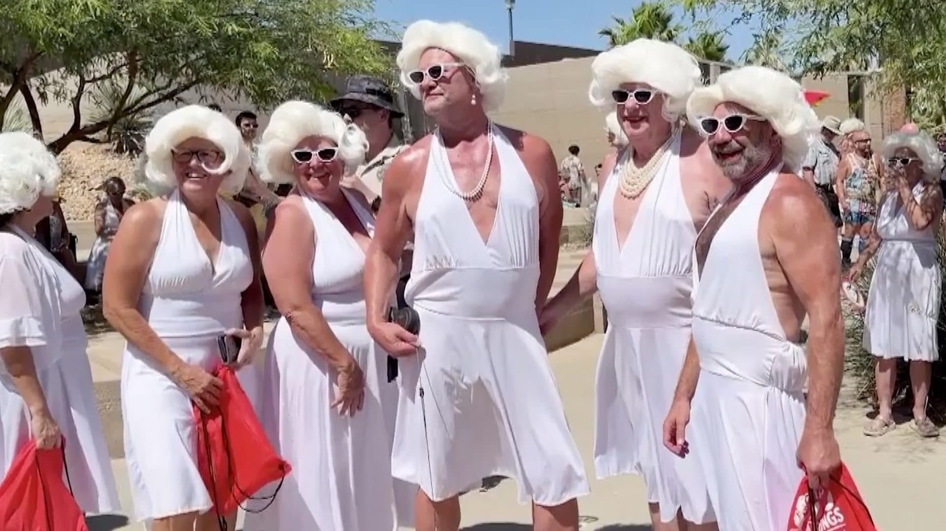 Marilyn Monroe lookalikes gather to celebrate her 100th birthday