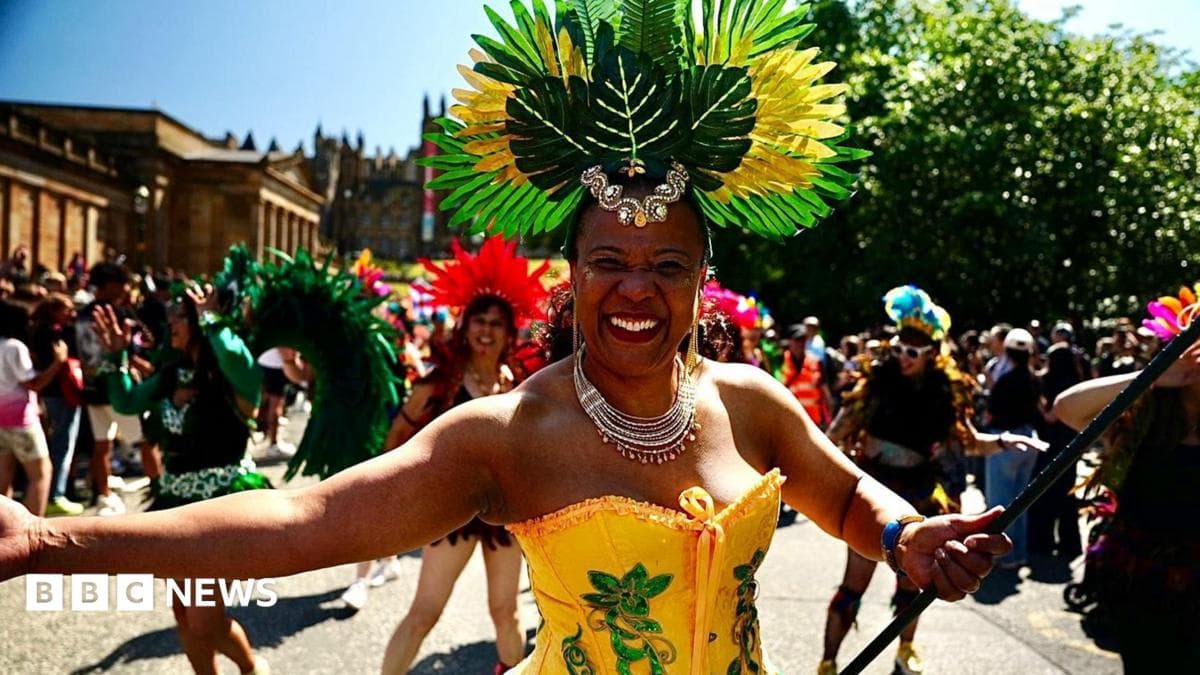 In pictures: Edinburgh Festival Carnival fills the city with colour