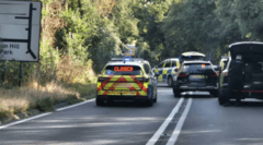 Une femme blessée dans un accident avec la police est morte