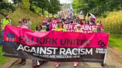 Protestai prie viešbučio po metų