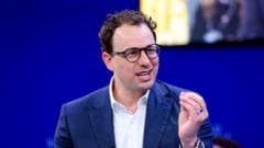 Le patron d'Anthropic, Dario Amodei, veut ralentir le développement de l'IA.