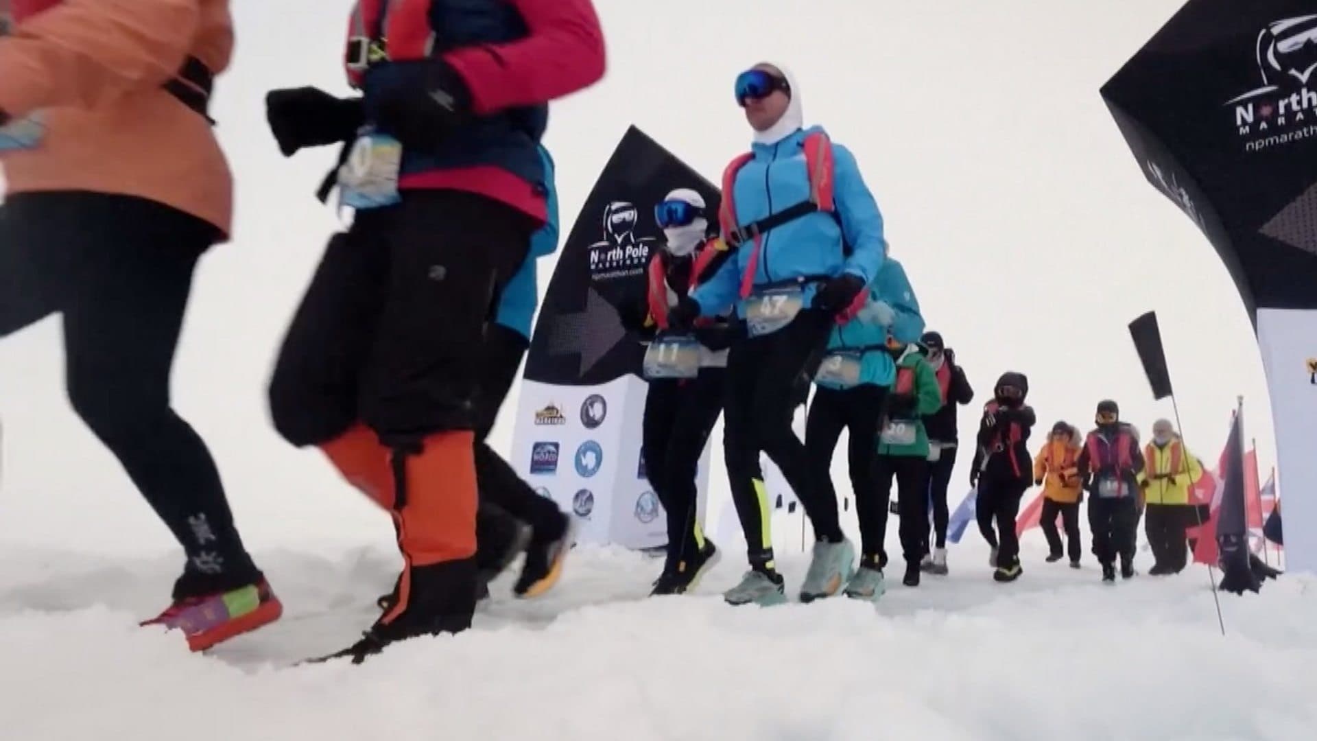 Marathon runners compete on drifting sea ice at North Pole