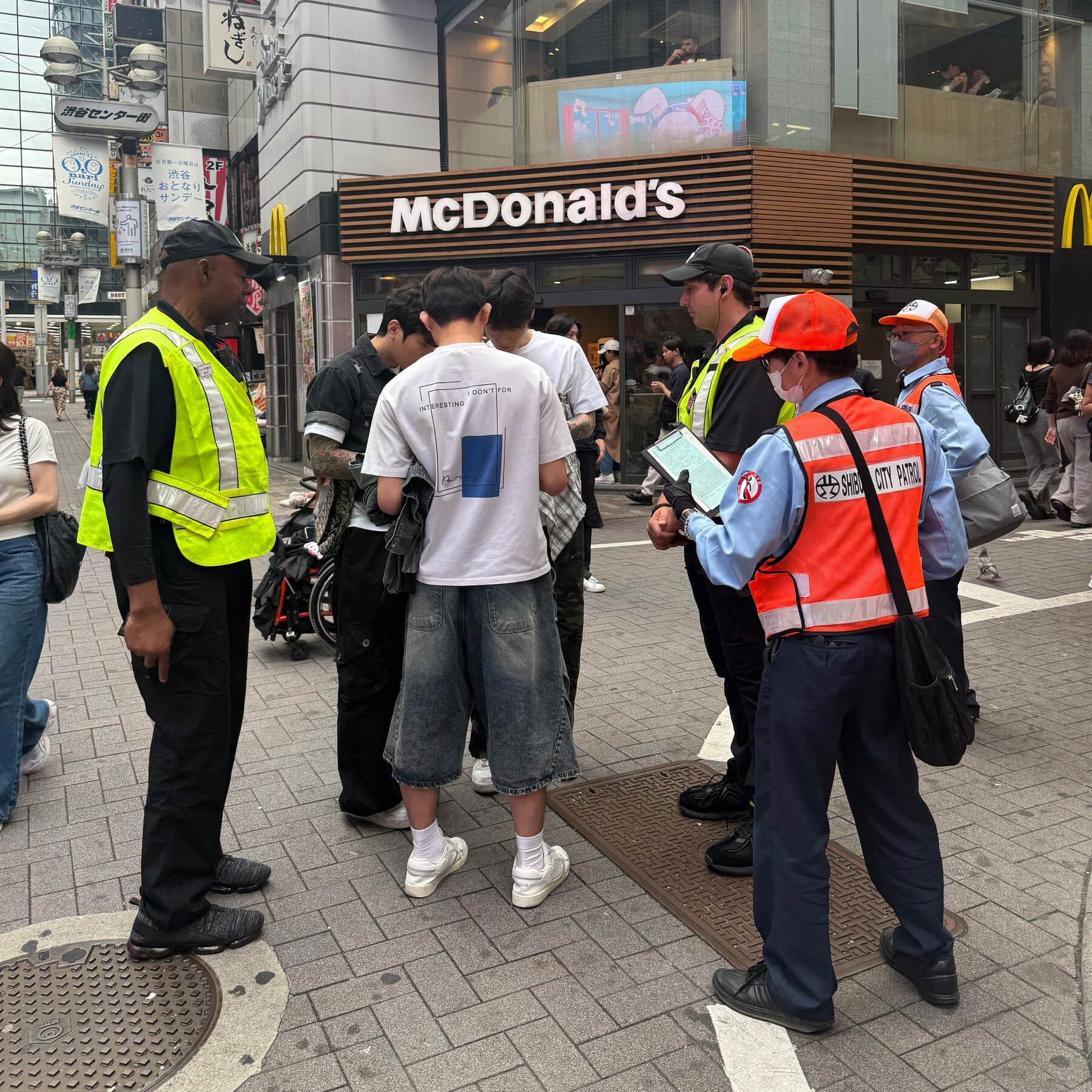 On Patrol With Tokyo’s New Litter Police