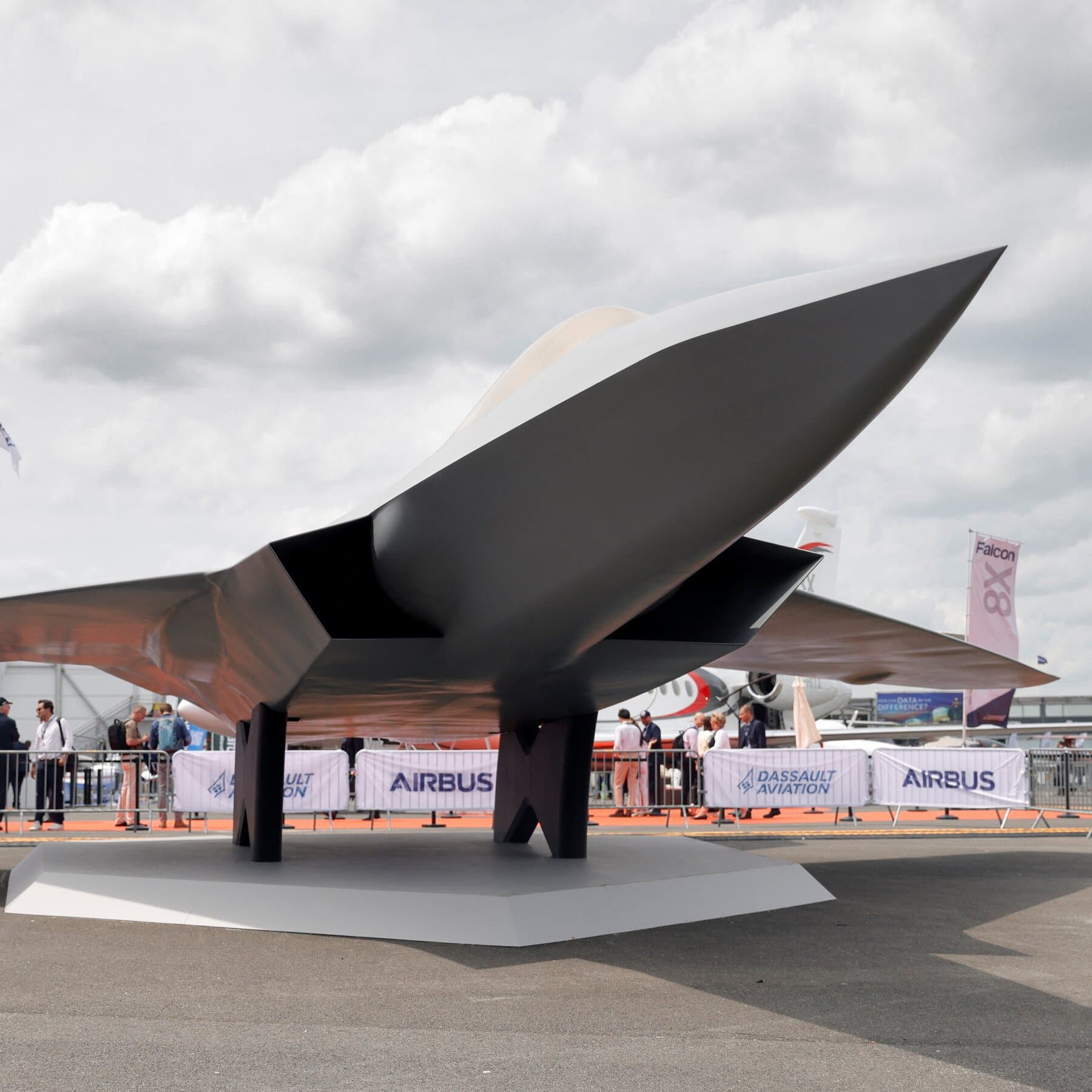 Germany Drops Plan to Build Warplane With Allies, Hindering Push to Rearm