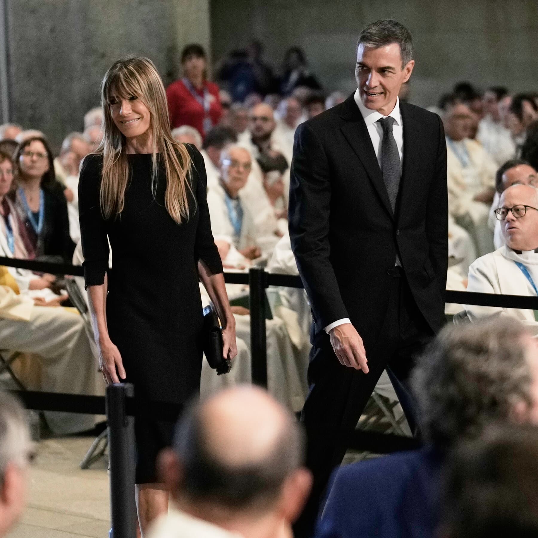 The Wife of Spain’s Leader Is Accused of Graft. It May Actually Help Him.