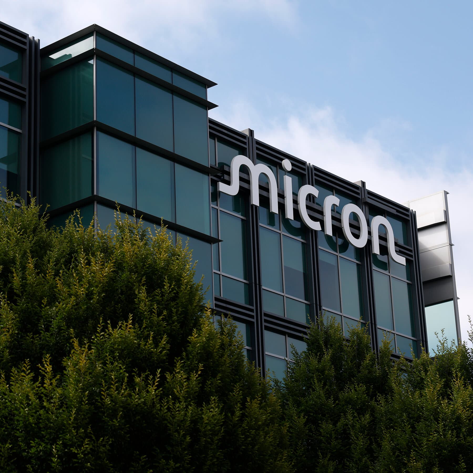 Micron to Donate $250 Million to Trump Accounts, Trump Says