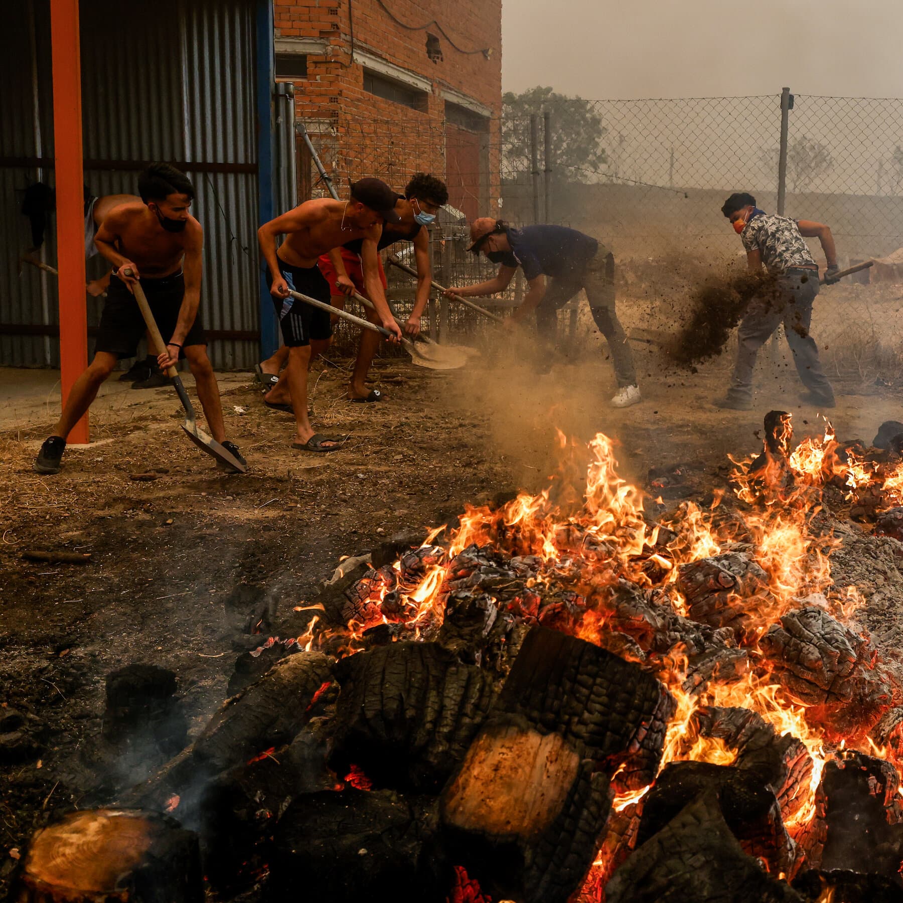 Spain Urges Eclipse Watchers to Be Wary of Wildfire Risks