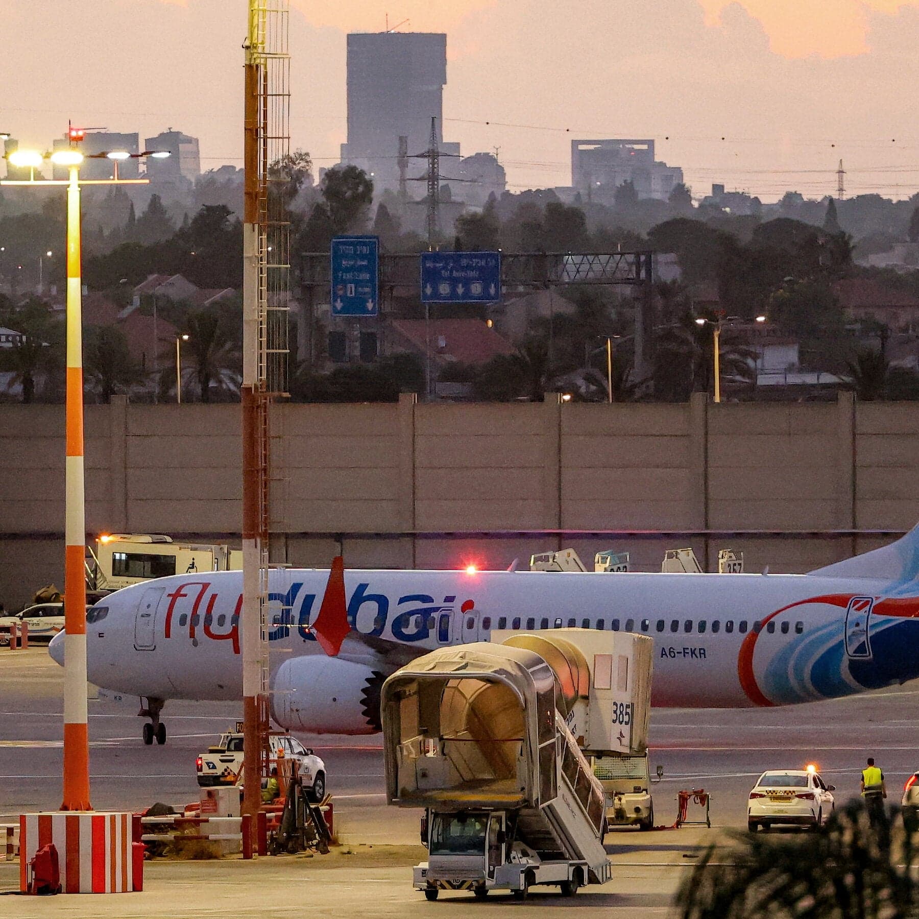 Les enquêteurs veulent comprendre comment une arme est entrée dans le cockpit de FlyDubai